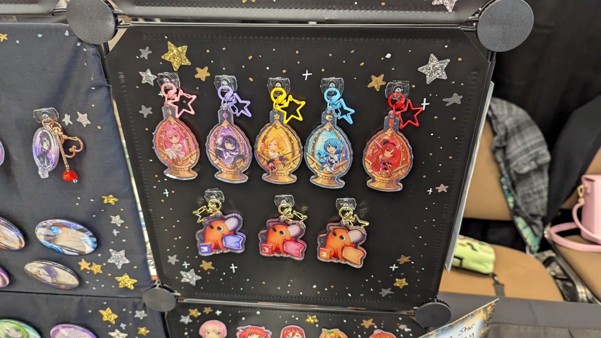 BaingsN's tweet photo. Hey guys! I'm at Boise Comic Arts Festival selling a few new prints and charms! Come say hi if your in the area it's free entry!!
#baings #boisecomicartsfestival #bcaf https://t.co/nFRpz00fes