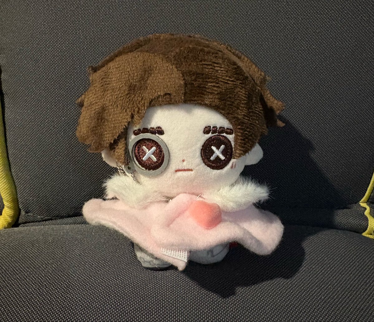 satimapanyaborn's tweet photo. แต่งองค์ทรงเครื่องให้ลูกหัวแก้วหัวแหวน https://t.co/cxWHdmTqiD
