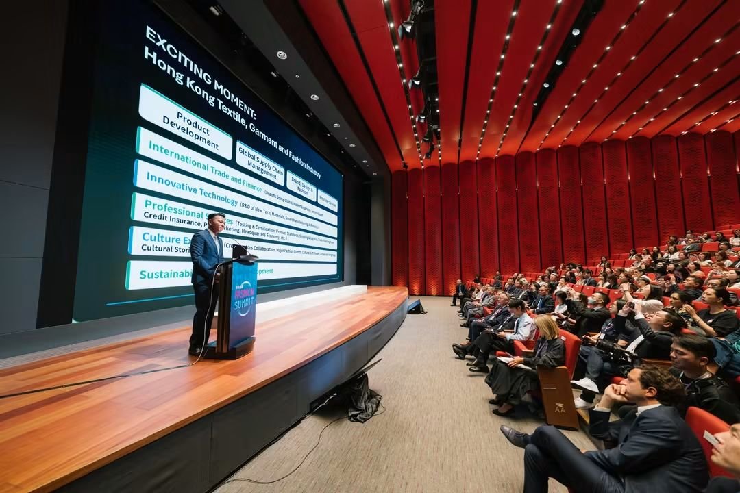 HkSummit tweet picture
