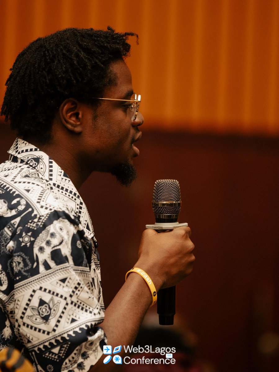 Web3LagosCon's tweet photo. Up next: the man who had the room debating! 😂🔥

If you were at #W3LC5, you already know who this is.

Now, can someone please find that man in the second slide for us? We believe he has some unfinished conversation with the speaker. 😂

#Conversations #W3LC5 https://t.co/dYT74Odcrd