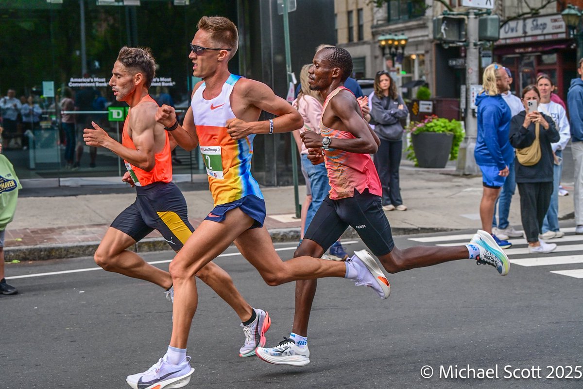 urimiscott's tweet photo. In advance of Monday’s @USATF 20K Championship hosted by the Faxon Law @NHVRoadRace, here’s a throwback to 2025’s course record 56:16 run by US Half Marathon and Marathon record holder Conner Mantz
#NewHavenRoadRace #USATF https://t.co/UdwSi83Yzo