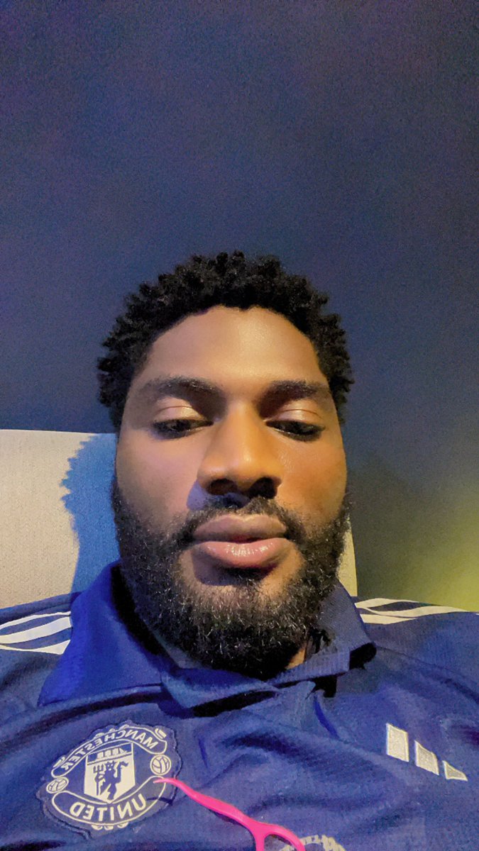 Emmyhandsome1's tweet photo. Just a man, a beard, and the badge https://t.co/CimcK57U6e