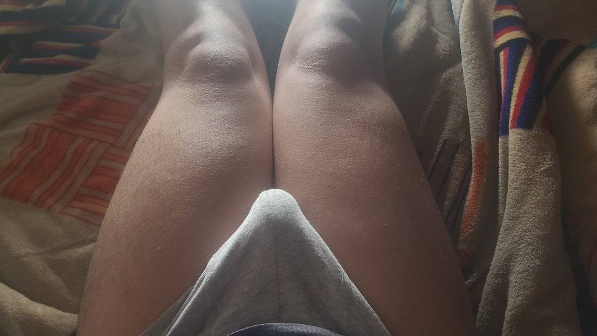randomuserzvt3's tweet photo. 100 seguidores en menos de 24 horas... supongo que merecen un regalito https://t.co/8zAi83vm7I