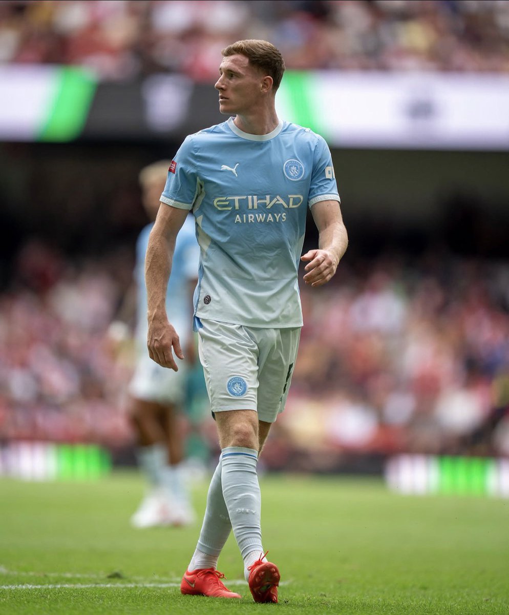 cityzenken_'s tweet photo. Need him in Attack, he’s there. 
Need him in Midfield, he’s there. 
Need him in Defence, he’s there. 
Need him in GK, he’s there. 

Anderson is everywhere on the pitch. https://t.co/TmZ78rGxw6