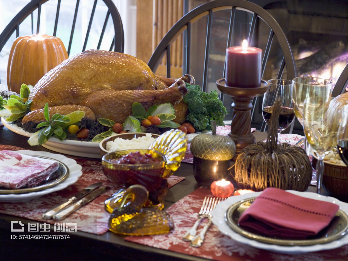 mMiguel_23Migue's tweet photo. This Thanksgiving, our seasonal feast serves warm herb-roasted turkey, creamy pumpkin soup, and spiced apple pie—perfect for gathering with loved ones!， https://t.co/Hrh70NyHGP