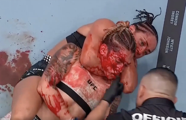 PollGuyUFC's tweet photo. UFC Paris was a movie https://t.co/iHuX7S8rOS