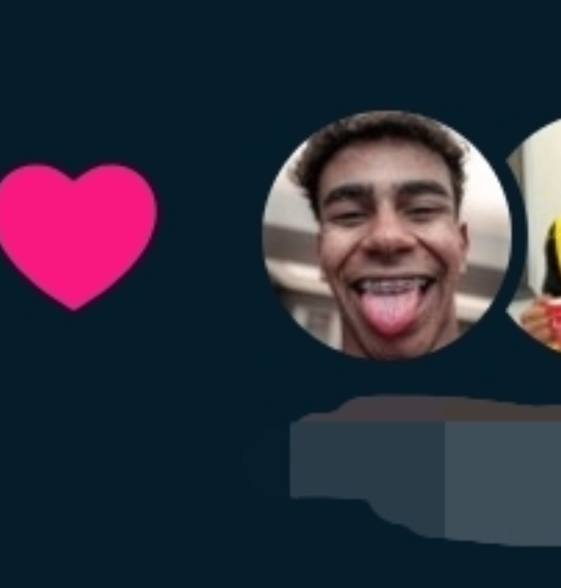 natesaoo's tweet photo. ? tomo um susto toda vez que vejo essa porra https://t.co/53VeEKqhKq