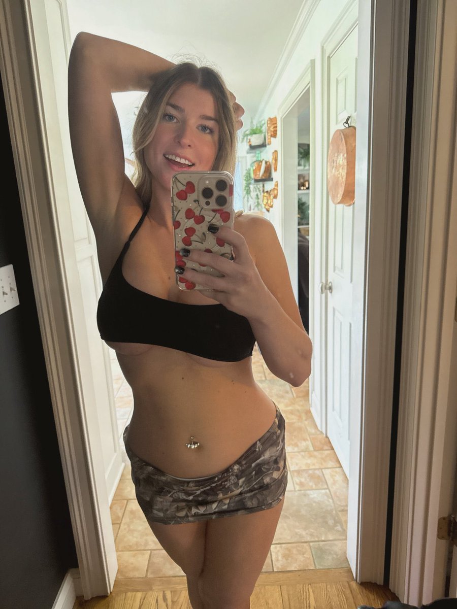 pal1862338's tweet photo. if u need gooning butttt pics ❤️ thisss https://t.co/ZjkoC7PuG6
