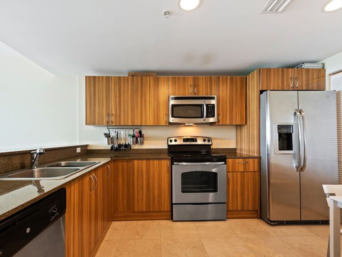 FI_Real_Estate's tweet photo. JUST REDUCED - NOBE 63
6305 Indian Creek Dr. Apt 4D Miami Beach, FL, 33141

New Asking Price: $510,000
Previous Asking: $519,000
- 2 Bedrooms
- 2 Bathrooms
- 1,072 Total Sq. Ft.

🏷 CONTACT ME TO BOOK A PRIVATE SHOWING
LISTING AGENT:
FILIPPO INCORVAIA
📧 fi@fi.realestate https://t.co/1wymj7NzLs
