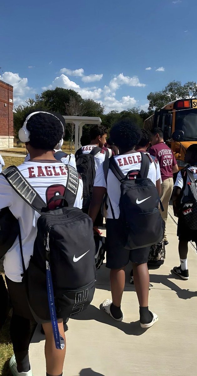 Meccacoooper's tweet photo. Squad moved to 3-0 after a 26-0 shutout against ILT Woodhaven! Dropped 154 yards, 1 TD, and 4 flag pulls on defense. Locked in and moving to the next. Catch us back home this Wednesday, Sept 9th, against ILT Arlington. Let's protect the turf! #meccacooper https://t.co/t40YOYyoaF