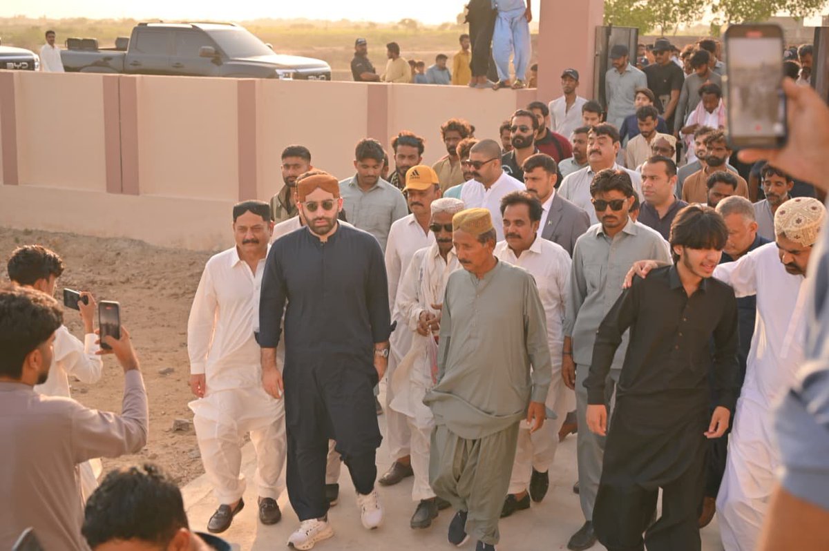 Rawal_House1's tweet photo. Dated 05-09-2026
PPP leader @rawalsharjeel inaugurated the newly constructed schools of village Tharo khan Marri & village Jumo Khoso at UC-84, PS-61, marking another important milestone in improving educational facilities for the local community.
The new school will provide students with a better learning environment and greater opportunities to pursue quality education.
Because every new school is an investment in our children, our communities, and the future of Sindh. 🇵🇰