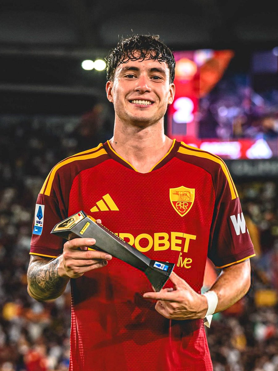 asrsupporter's tweet photo. Un estate vissuta da possibile sacrificato del mercato in uscita e spesso oggetto di critiche ingenerose.

Oggi da subentrato proprizia l’assist per il gol del pareggio di Hermoso e poi segna il gol decisivo al 92’ per completare la rimonta.

Ti voglio bene Mati ❤️ https://t.co/F9CgryvCKk