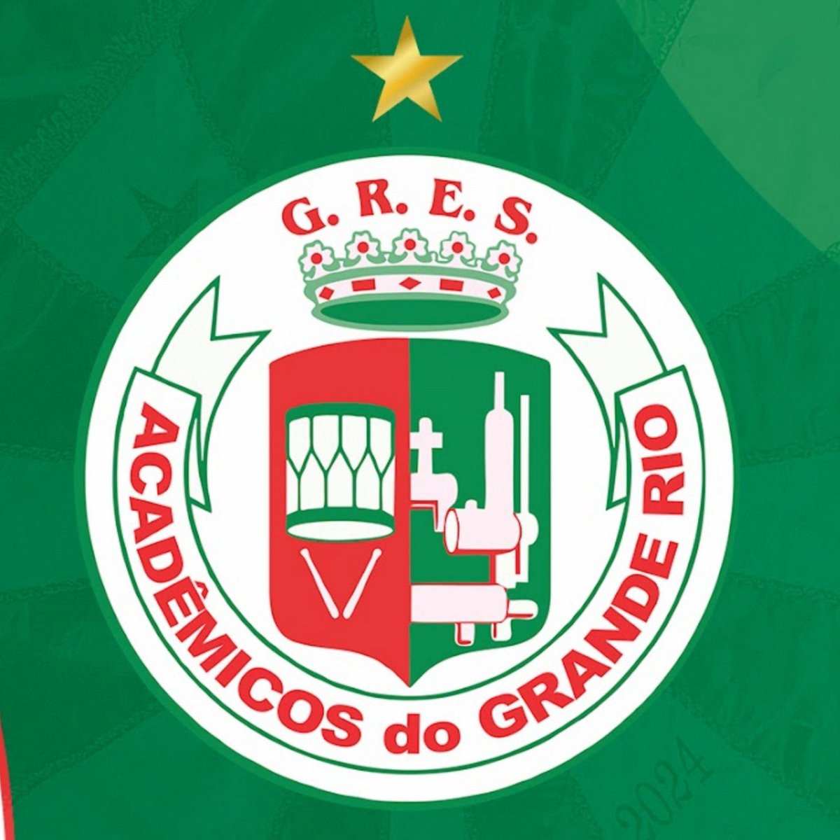 updatecultura's tweet photo. Anitta terá uma QUADRA EXCLUSIVA em Caxias com adesivos dos seus ensaios fotográficos pela Grande Rio. https://t.co/DZ7MdD6MWJ