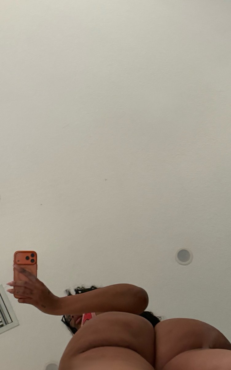 Angelferxoxo2's tweet photo. Hellooooo…..🥰 https://t.co/wdpAOzijPX
