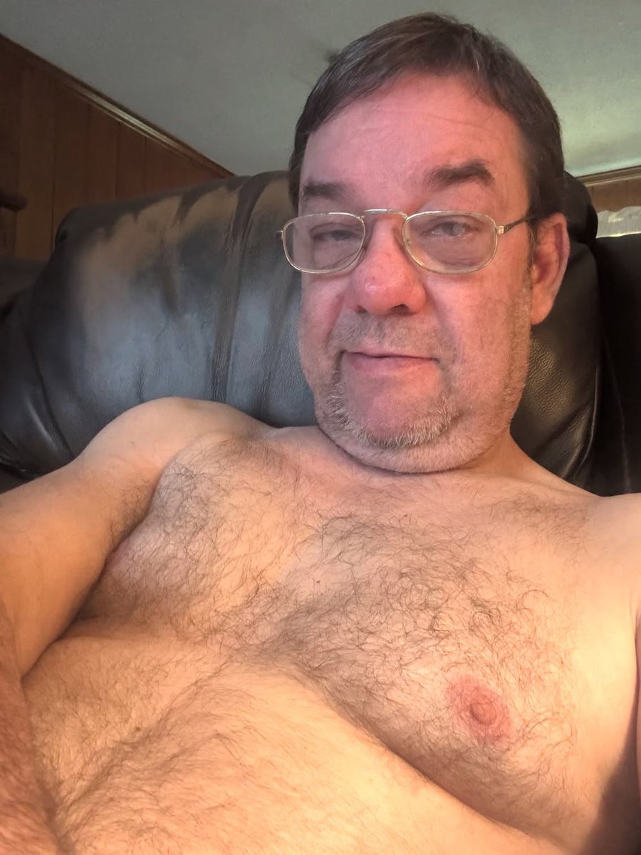 GissingMer85800's tweet photo. will you be my woman https://t.co/aTfk3YLViT
