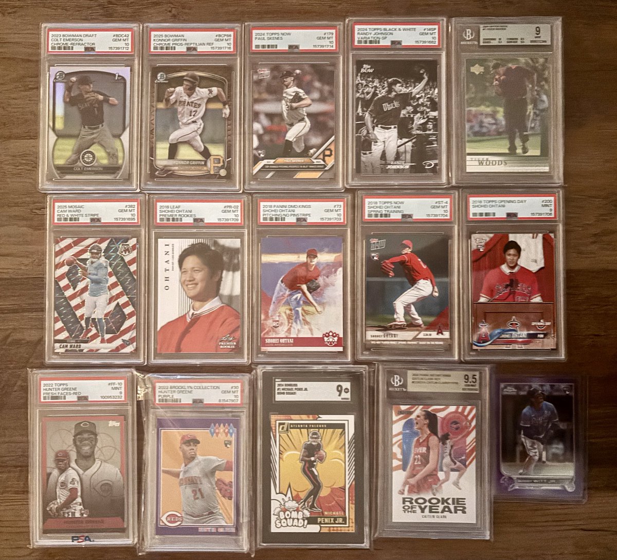 Ryans_Cardz's tweet photo. Inventory for sale today! Let me know if you have interest in anything and I can get you a price.

Retweets appreciated! https://t.co/RU1rYrDeCq