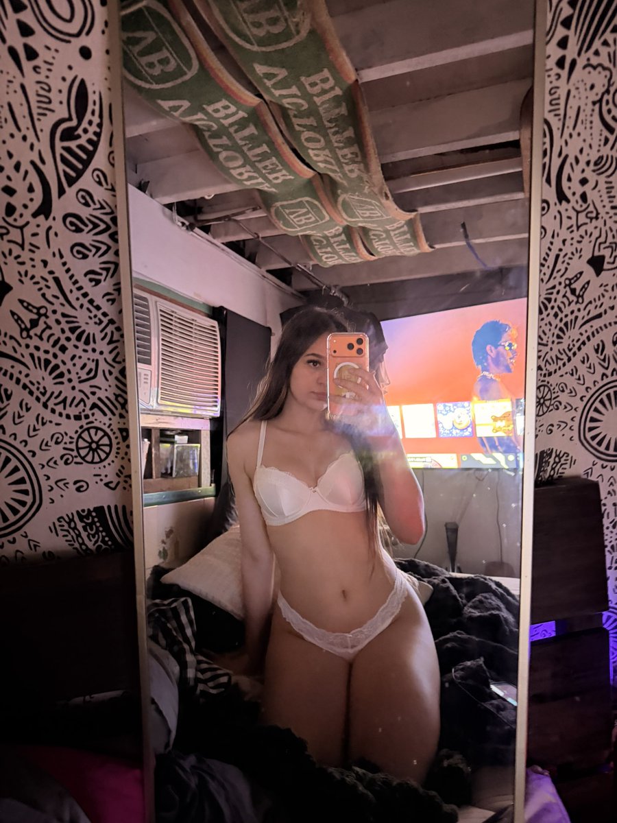 DaddyandMe01's tweet photo. @REALDADDDDY I just made my account yesterday 🥺 https://t.co/u0mGtc9Wf9