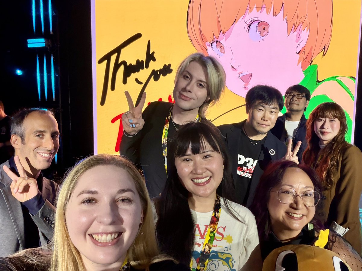 annejyatco's tweet photo. It was an honor to host the Persona 4 Revival panel at @pax and introduce @DamanMills as Kanji! Getting to chat with Wada-san, Kabayashi-san, and Soejima-san (who drew Chie live onstage!) was so much fun! Thank you @SEGA @Atlus_West for letting me hang out with you today 📺💛💚 https://t.co/DlOAwKmPXQ