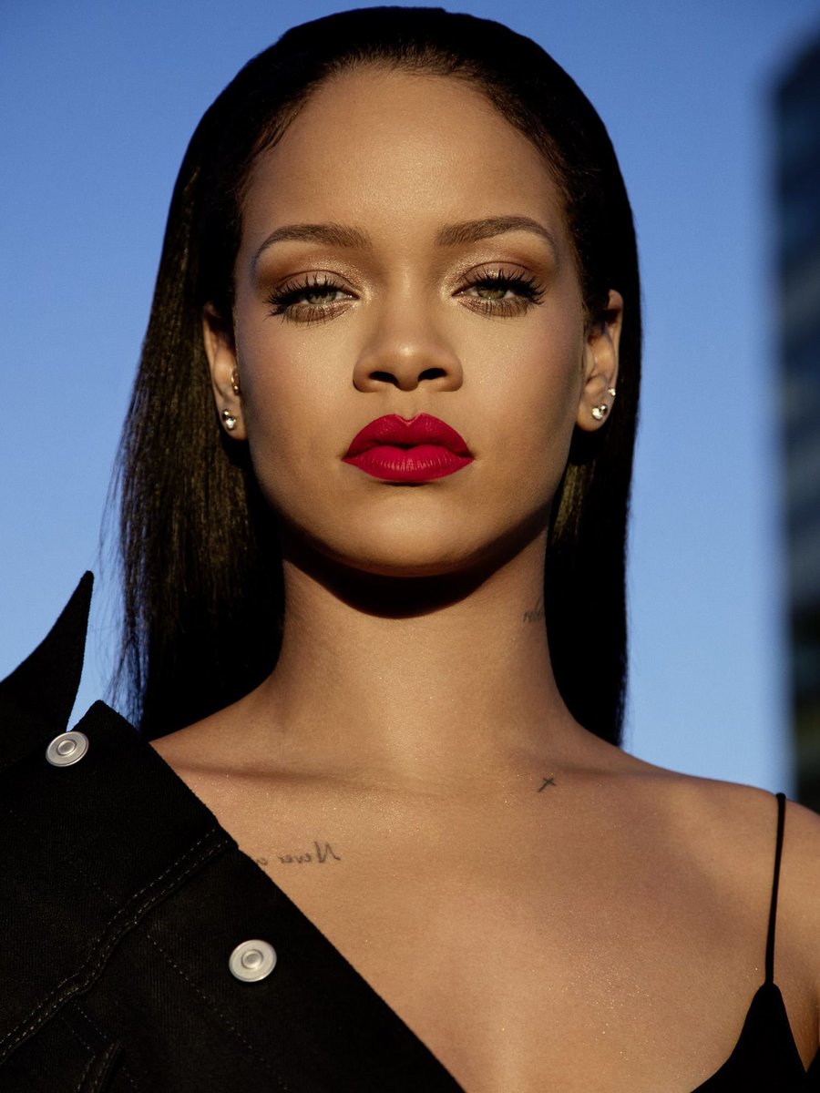 updatecultura's tweet photo. Rihanna está prestes a atingir 120 MILHÕES de ouvintes mensais no Spotify pela PRIMEIRA VEZ. https://t.co/TL0VRix08S