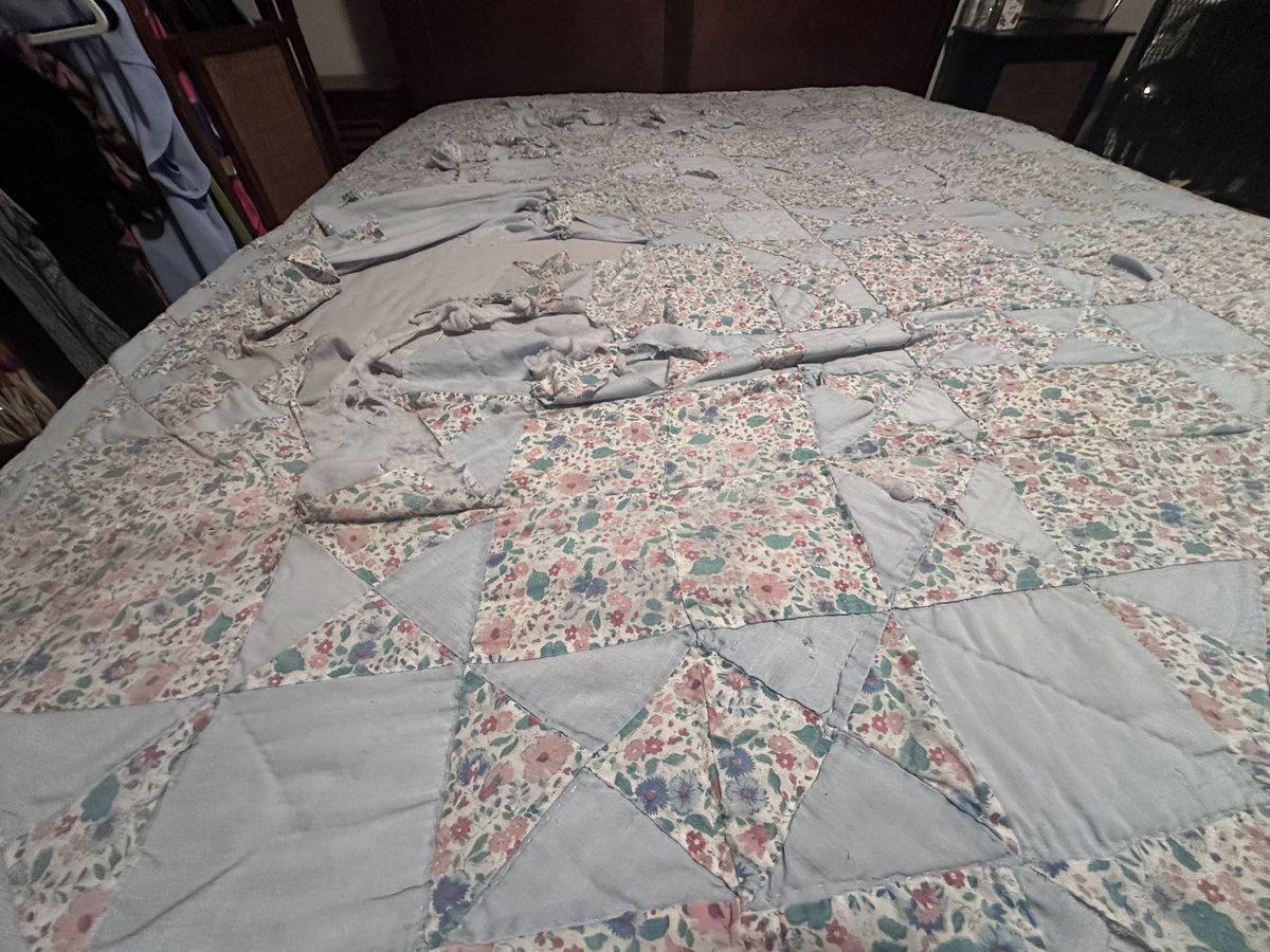 LPMoney27's tweet photo. Dolly’s “Coat of many Colors” song reminded me of what this blanket is to me. This was my dad’s he used. It’s torn, it’s thin, but it’s a tangible memory for me. It’ll never go out of style, never go out of season, never go out of my sight. #RIParadise #misshimsomuch #dad #fyp https://t.co/cFUI4RqmU3