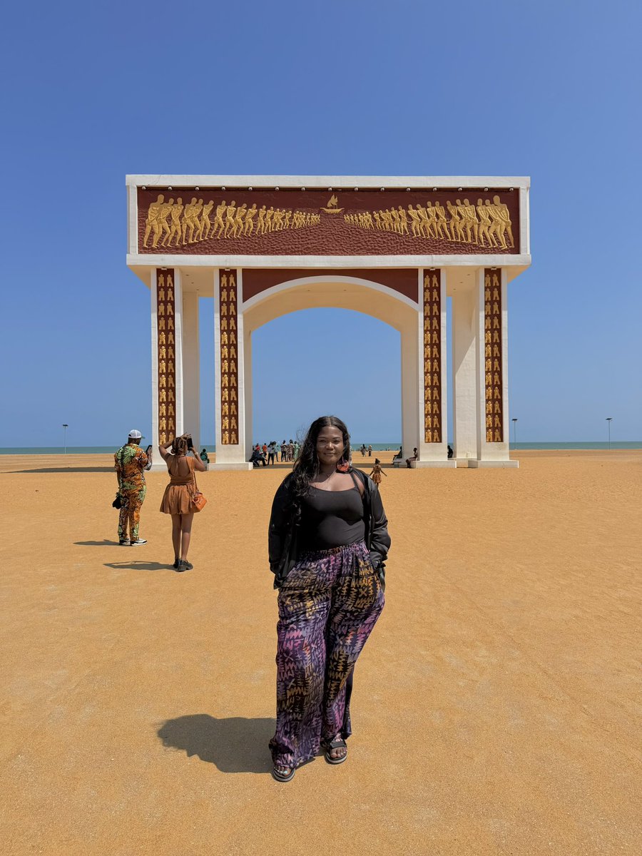 MalisaKush's tweet photo. The Slave Route (Route des Esclaves) “Point of No Return”
Are you planning a travel itinerary to visit Ouidah?
You need to visit here and thank me later.
#pointofnoreturn #tourist #aftica #beninreplubic https://t.co/pIGT6IftGv