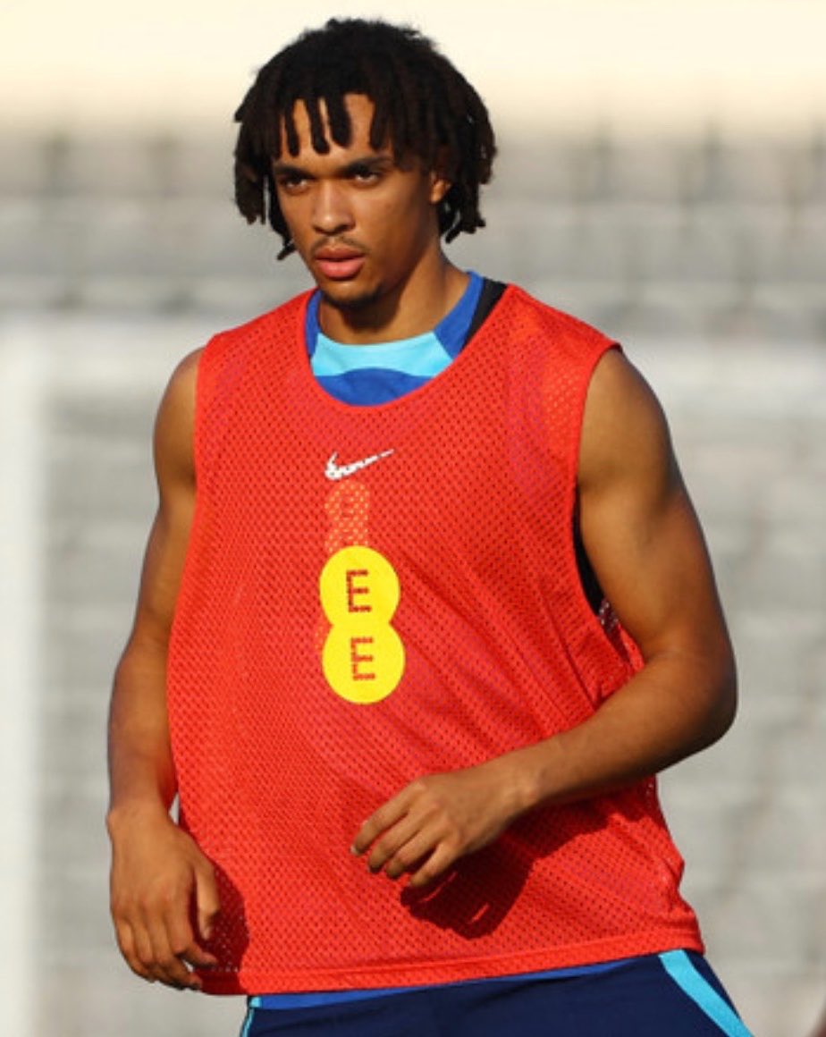 trentnashun's tweet photo. thread of rare dreadhead trent pictures bcus i miss her deeply https://t.co/HUO2780QKL
