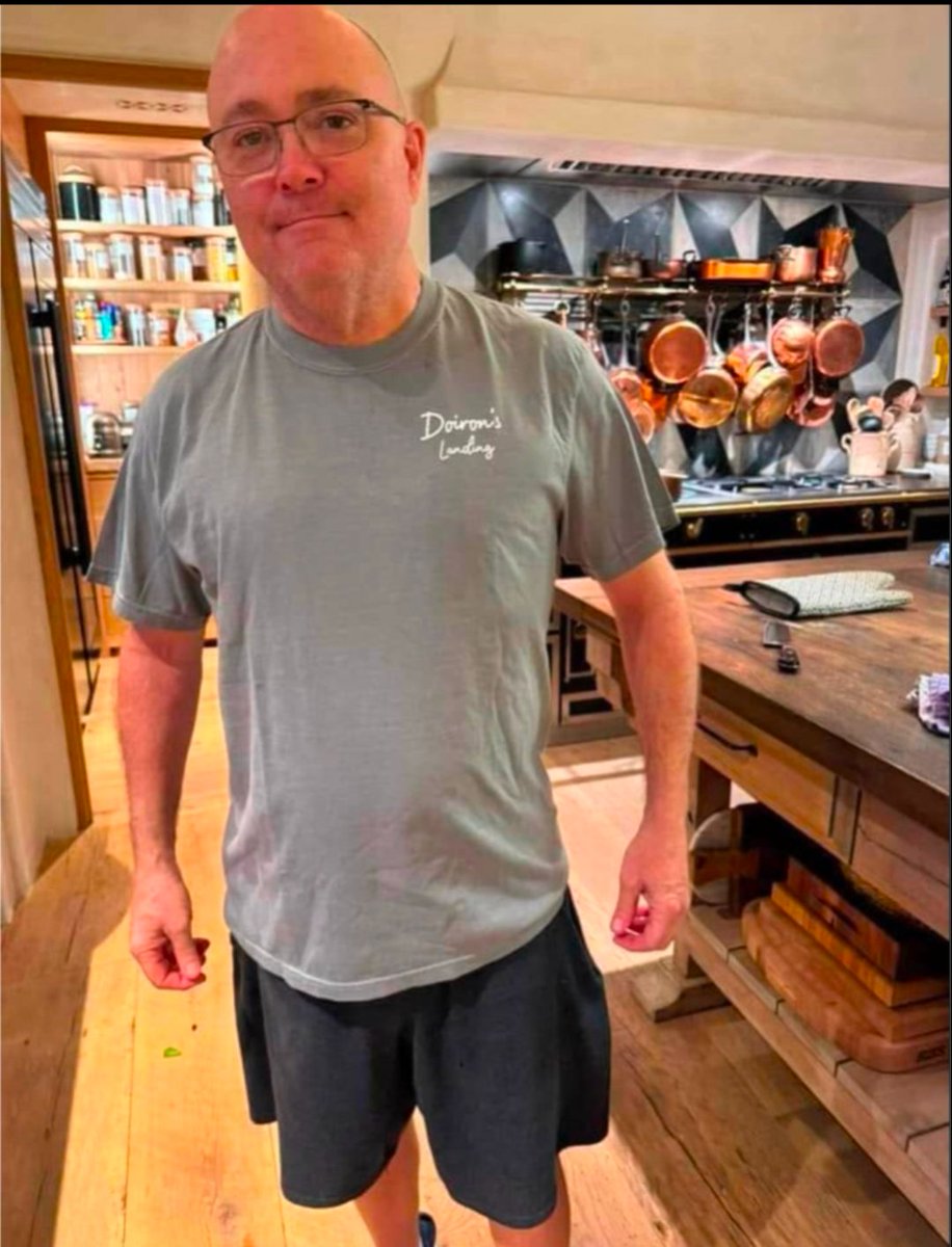 JoeTippensl's tweet photo. 🚨 My dad was diagnosed with Stage 4 Prostate Cancer out of nowhere.

Just a few months ago, he was completely fine. His physical 5 months earlier showed normal labs. Then suddenly he started feeling achy and exhausted.

They ran bloodwork and his PSA came back at 141. It had been 3.4 just months earlier.

Scans showed Gleason 9 Prostate Cancer with widespread bone metastases. Stage 4.

We didn’t waste time. Along with the hormone blockers and chemo, his oncologist started adding:

- Ivermectin 24 mg/day
- Fenbendazole 222mg / day

Three months later, his PSA dropped from 141 to 0.25.

That’s a 99.8% drop.

He’s feeling much better, has more energy, and the numbers are moving in the right direction fast. His oncologist is very happy with how he’s responding.

We’re still waiting on the next set of scans, but right now, we’re extremely grateful for how well things are going.

This isn’t medical advice, just sharing what happened with my dad. If you or someone you love is going through something similar, I hope this gives you a little hope.
Follow for more updates.