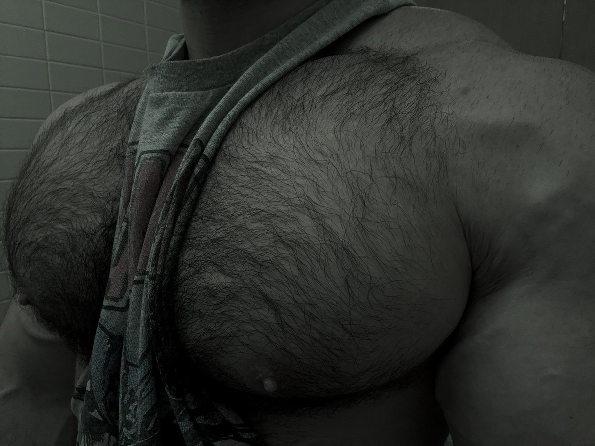 W1ND_MASTER's tweet photo. W O R S H I P  V A R K A’ S  P E C S  💢

I know you want to be between this MASSIVE, HAIRY AND MANLY tits. 🖕🏻 https://t.co/RFYmQVoVPU