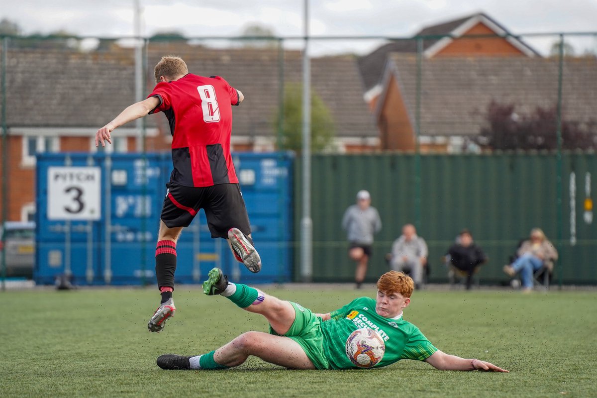 holsmc16's tweet photo. @HelsbyFC U23’s v @WchurchJnrsWC26 https://t.co/Bpcg5mx9Ih