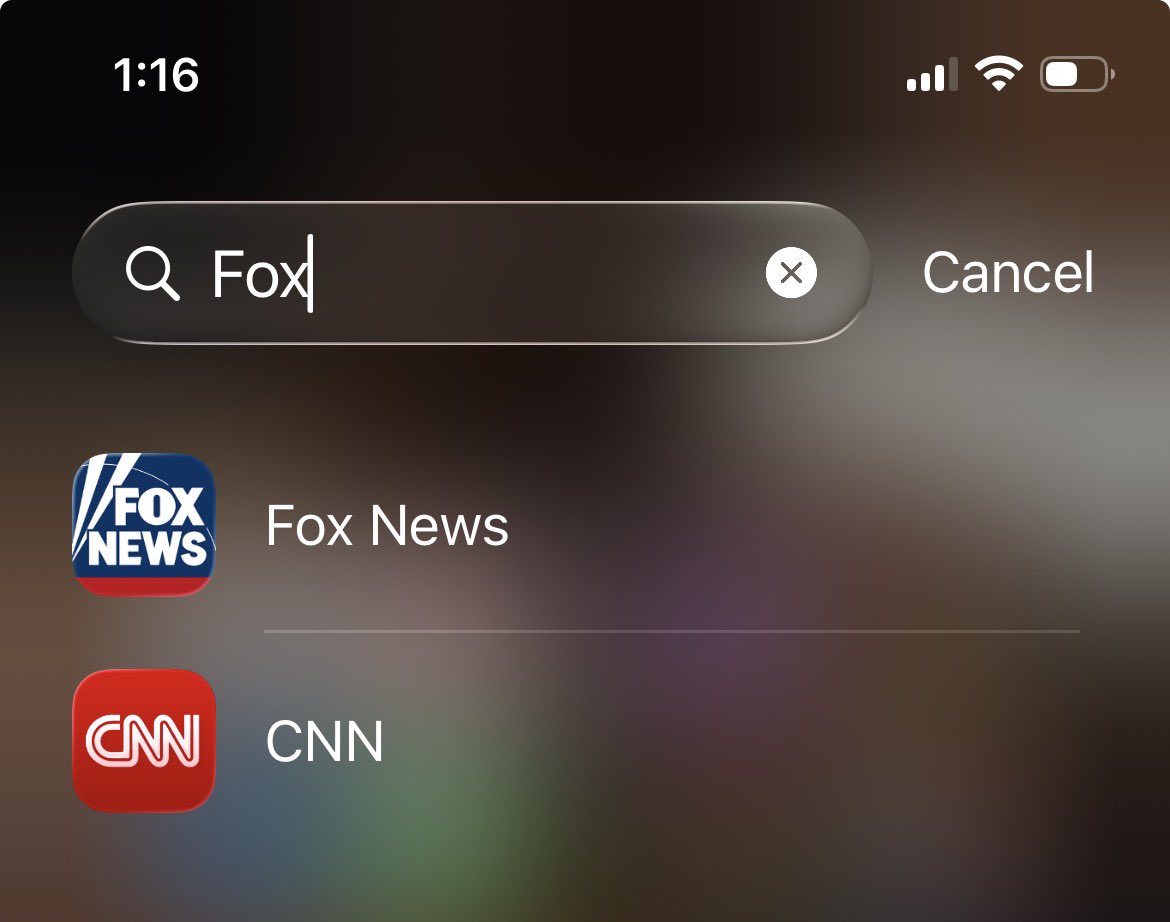 MightyMackMich's tweet photo. @Apple what is going on here? https://t.co/mLYR32320D