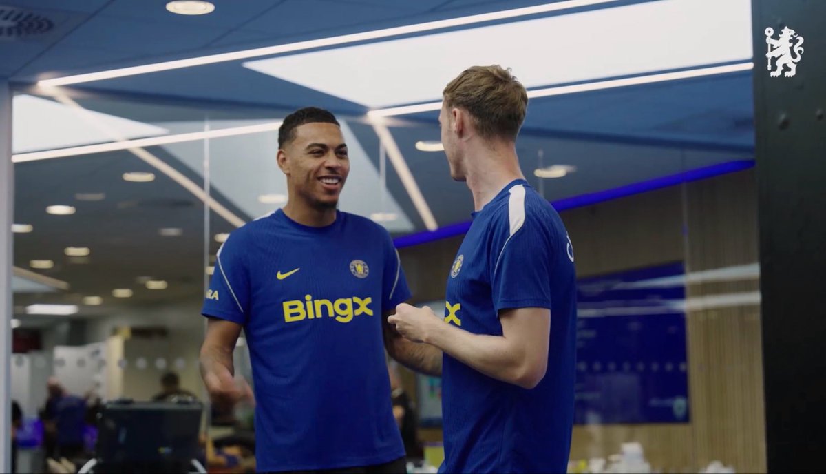CFCDaily's tweet photo. ❗️Alonso on Rogers: “He was the number one target for us. Talking about squad planning, taking big decisions, for sure, Morgan was a big one as we get a player of his stature in the present and for the future.” [chelseafc] https://t.co/T60giUOQ5f