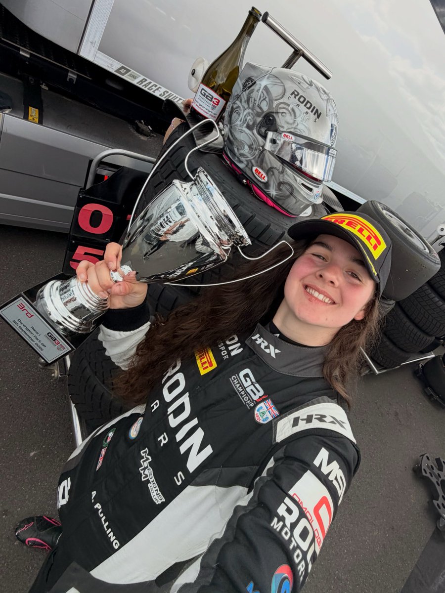 AbbiPulling's tweet photo. LET’S GOO 🏆 😝 https://t.co/sz4l0qpC6c