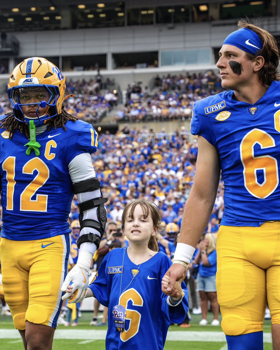 Pitt_ATHLETICS's tweet photo. Today’s Junior Captain is Sloane!

Thanks for spending gameday with us 💙💛

And shoutout to our Honorary Captain, John Malecki 🗣️ https://t.co/Fh3DJmLHst