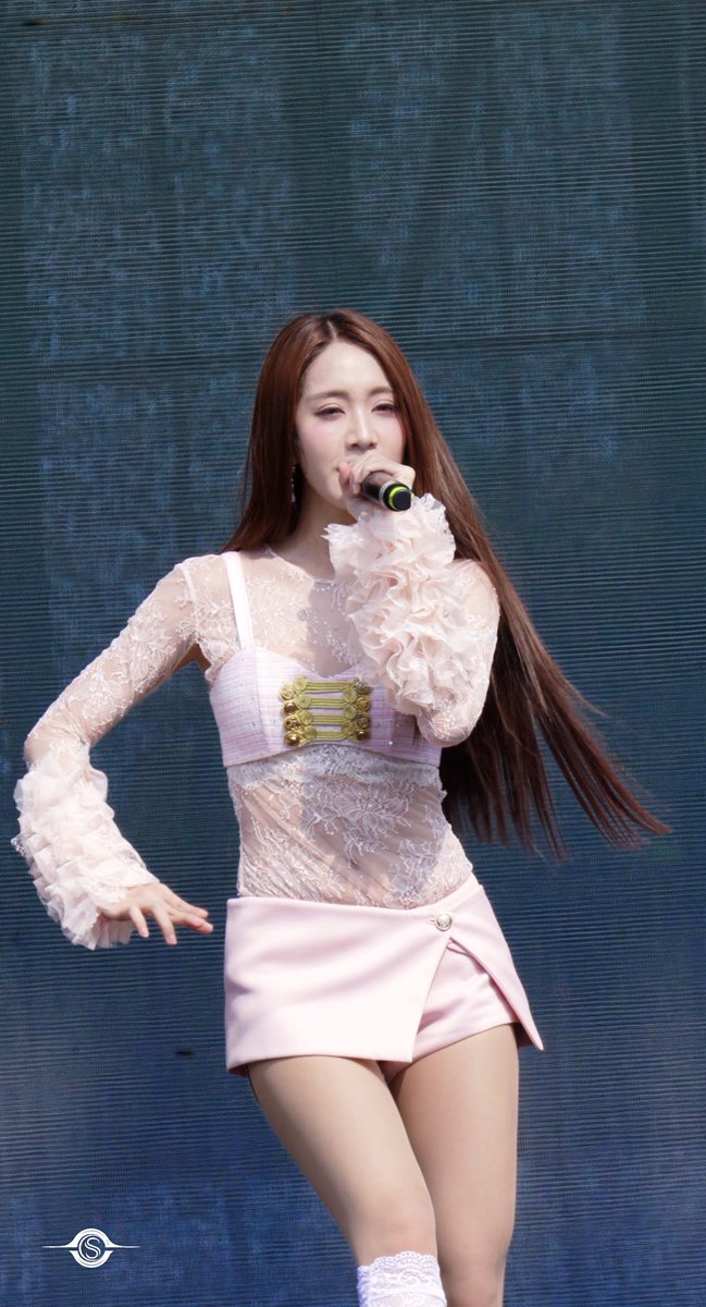 LaTiaoSangSang's tweet photo. 👋🏻👋🏻
2026 Very Thai Dian Feng Music Festival 

#Mind4EVE #4EVE

#泰嗨音乐节
#VeryThaiDianfengMusicFestivalx4EVE
#2026VeryThaiDianFengMusicFestvial https://t.co/izTmzOkQxe