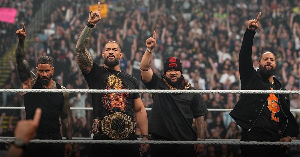 DFW_Wrestling's tweet photo. @RockyKoa @DStuartDeBe_W @jaydenfatuFed @Morningstar_DFW @KOA_VEX @MccormickCowboy @KingKoa_DFW and @BJKoaDFW walk into the ring, Smiles across their faces as they celebrate with the Syndicate. The entire group draped in gold. As all of the group leaves the ring.

The camera panns on Mason Morningstar who is not happy. https://t.co/QXZVte4Nbd