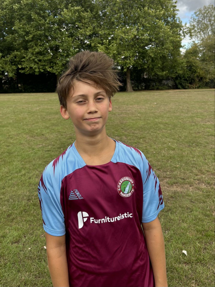 GameOnSC's tweet photo. Our teams loved returning to JPL action ⚽️The boys looked great in their new Cassiobury Rangers kits and we are so pleased to be associated with Furnitureistic as our main sponsor. All 3 teams got off to winning starts and we can’t wait for our u11 and u12 to start next week https://t.co/fcoBXrxNzW