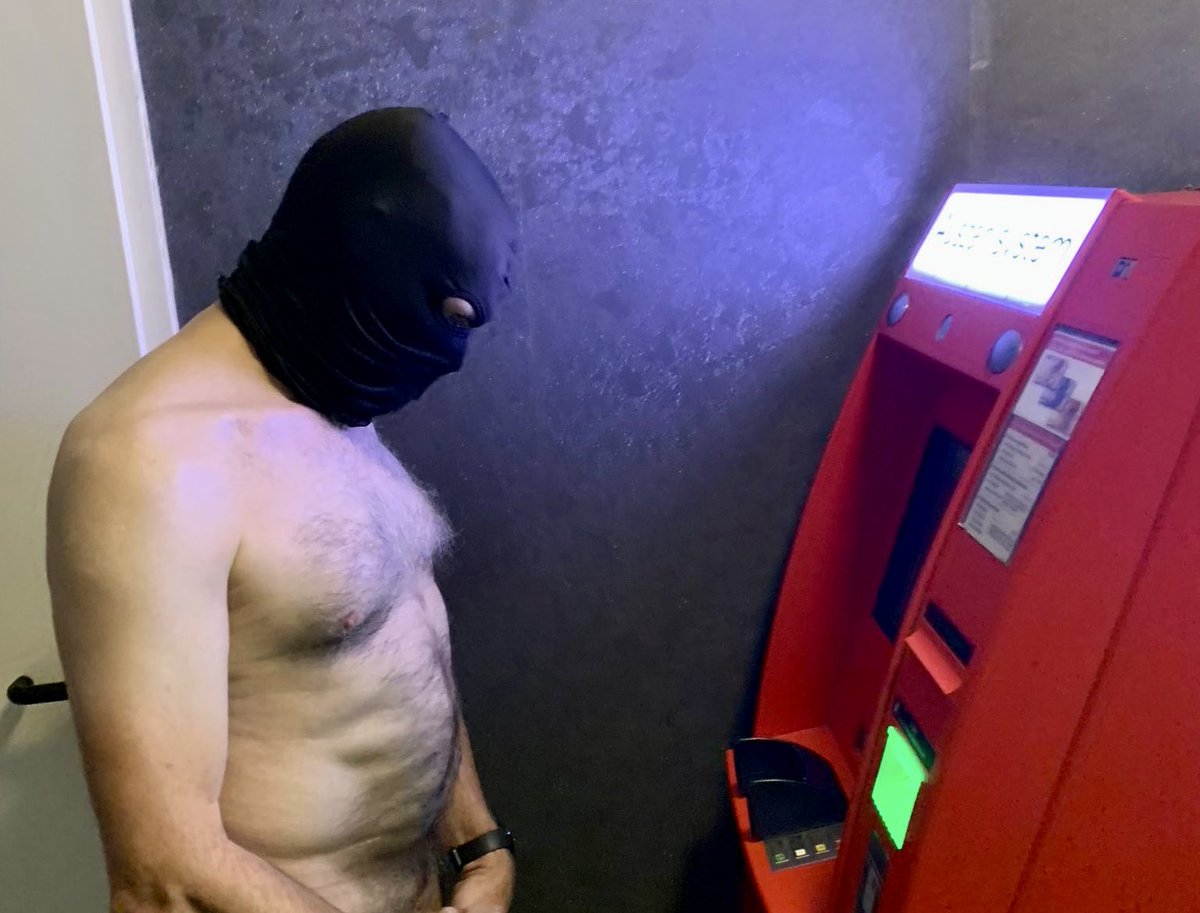 aidaaida405's tweet photo. Give me all your money, it's mine anyway! 😈 https://t.co/eiCcfz23Ec