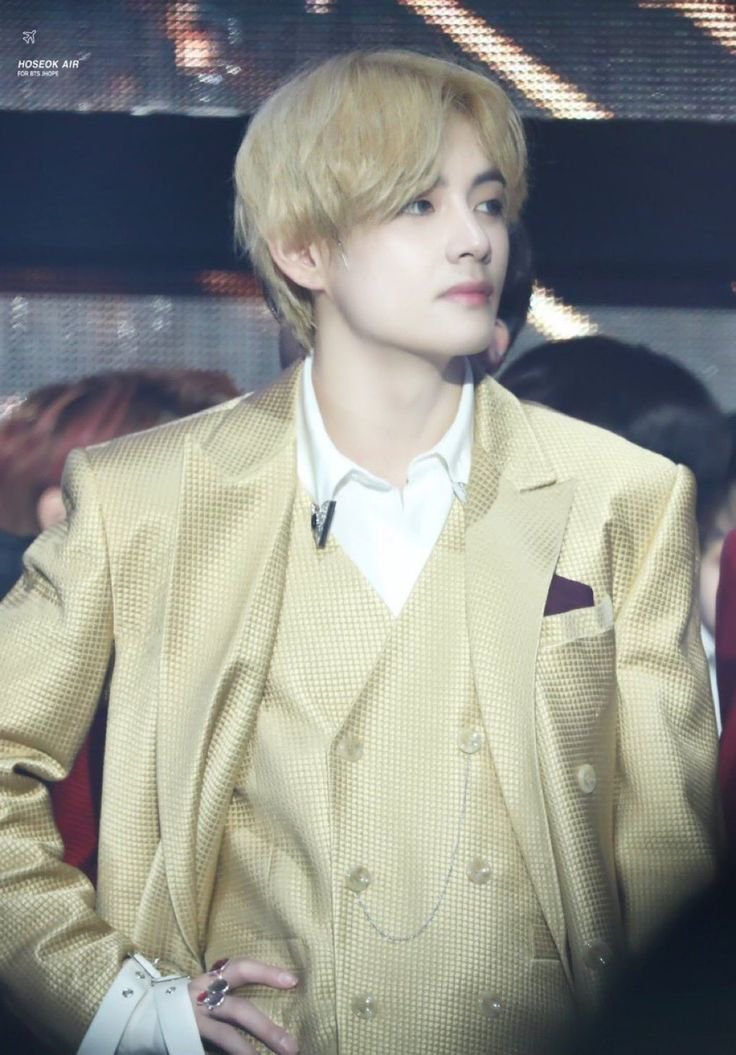 Kimwhasti's tweet photo. I think you forgot about this Taehyung🤨🍯. https://t.co/gWE62vwZKx