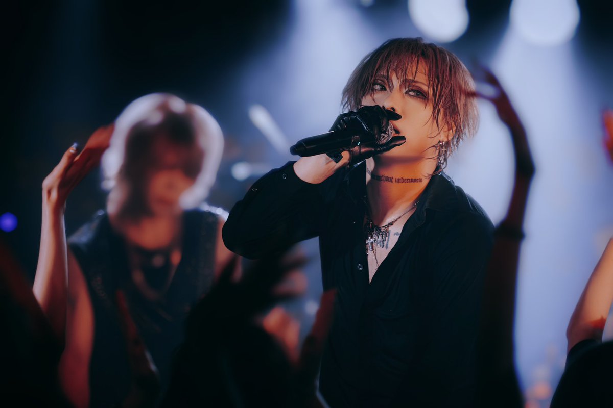 AryuOfficial_'s tweet photo. 9/11はライブ、2マンライブ
8/25のワンマンから凄く長く感じる
ソロ活動だけどバンドにする為に頑張っている
やる事やっている
バンドってブランドがないのに
お前達、いつも着いてきてくれて
ありがとうな
#thedevilinside https://t.co/IABfKs4GtA