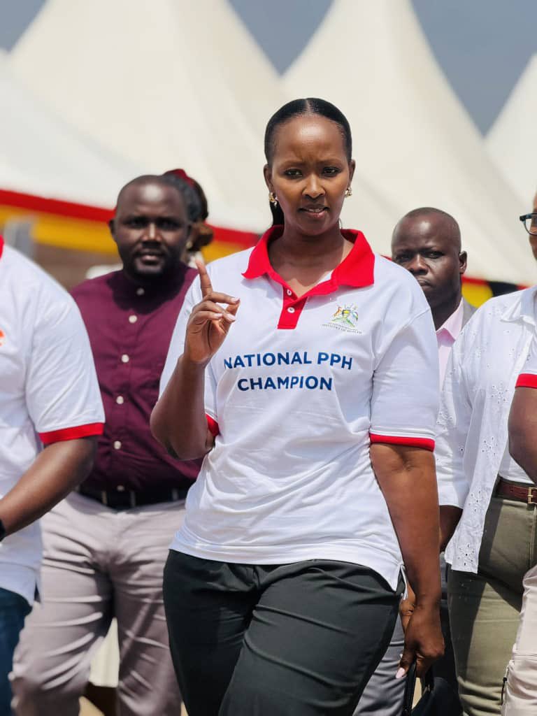 DianaAtwine's tweet photo. Today, Mrs. Charlotte Kainerugaba, the Postpartum Haemorrhage (PPH) Ambassador and our champion for safe motherhood, launched the National Blood Donation Drive as part of the National PPH Awareness Campaign.

PPH, commonly known as excessive bleeding after childbirth, remains a major cause of maternal mortality. This drive seeks to mobilize blood donations to save mothers affected by PPH, while also supporting other patients in need of lifesaving blood.