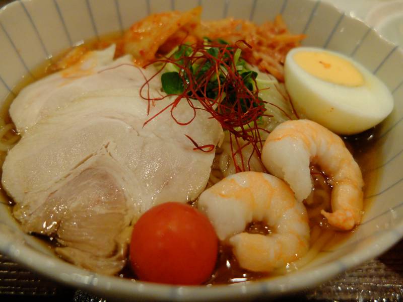 worldtr202102's tweet photo. #桃源郷の献立　2026.09.05
（1）ブレックファーストは「洋食」。
（2-4）本日新登場は「冷麺」だけ。物足りなさそうだが「五目チャーハン」が付いている。 メニューでは解らなかったがチャーハンは少ない。それを箸で食べる。やはり物足りなかった。 https://t.co/mRk9O4uQ4A