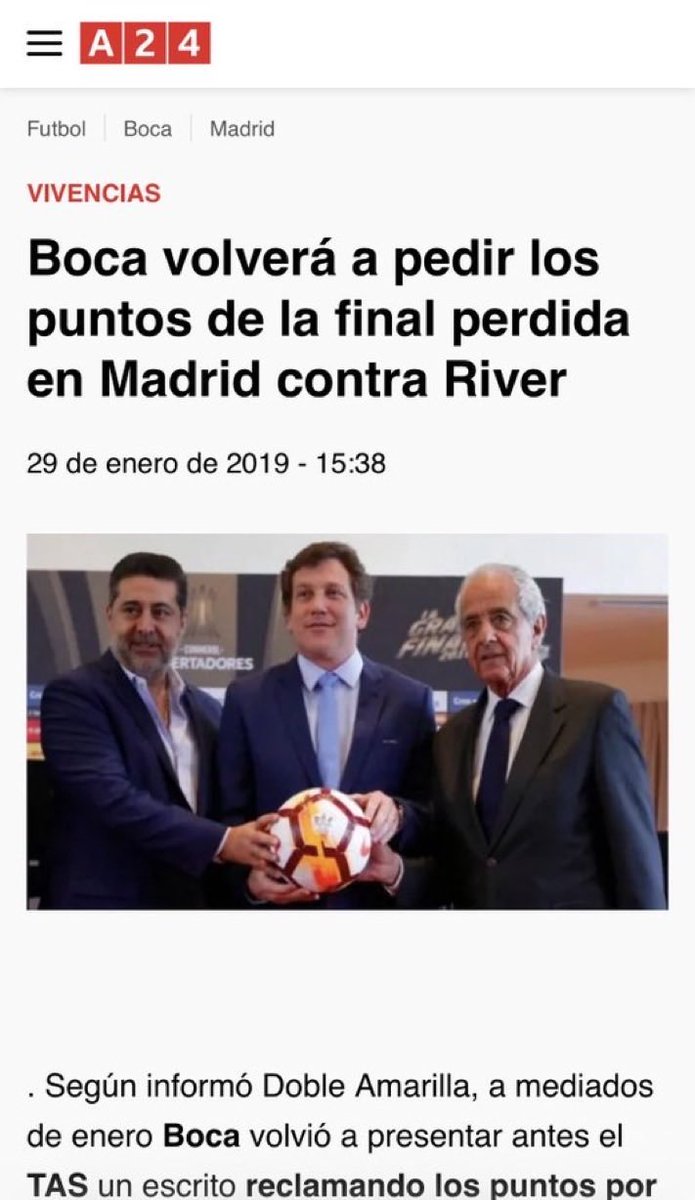 nacho_larrea's tweet photo. @Velez Jujuju los bosteros comentando que es de equipo chico pedir los puntos kjjjj https://t.co/5vpkfywLbB
