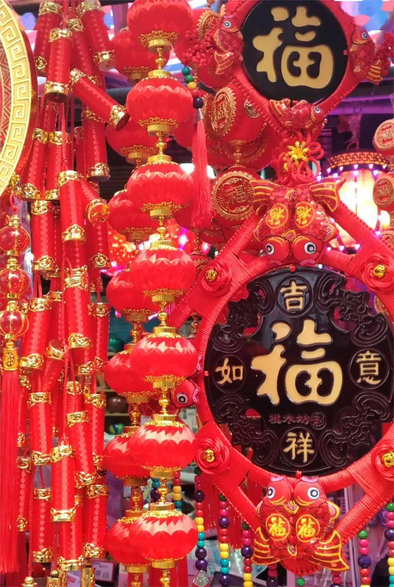 NAZMYEARSLAN's tweet photo. Happy Lunar New Year!  May the year of the Rabbit bring you warm moments, sweet surprises and all the luck you wish for! https://t.co/cNMsm5YohP