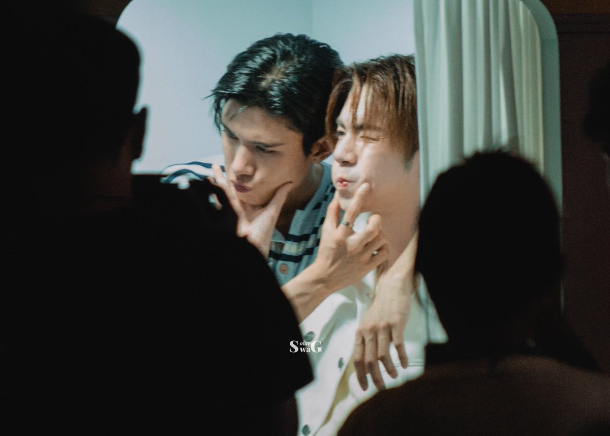 iNaverLand's tweet photo. 260905 Behind  the  scenes  📸

#netjj  #netsiraphop  #jj_rcp https://t.co/FFQYIl1CNL