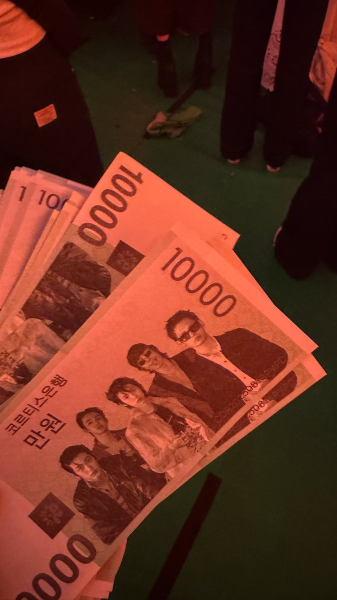 S2eann's tweet photo. 폰내리 다녀왓수다… (n회차) https://t.co/CLufeH6gBp