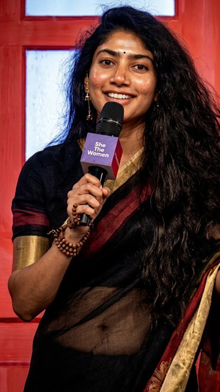 pavithradines's tweet photo. Pallavi  blacked us https://t.co/JePHQKrLAv