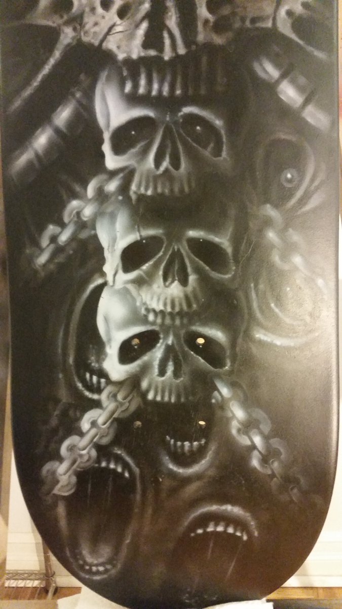 AirbrushToronto's tweet photo. Freehanding and freehanded stenciling airbrushing on skateboards
#airbrush #airbrushartist #toronto #activation #skateboard https://t.co/wkYQOdgq6x