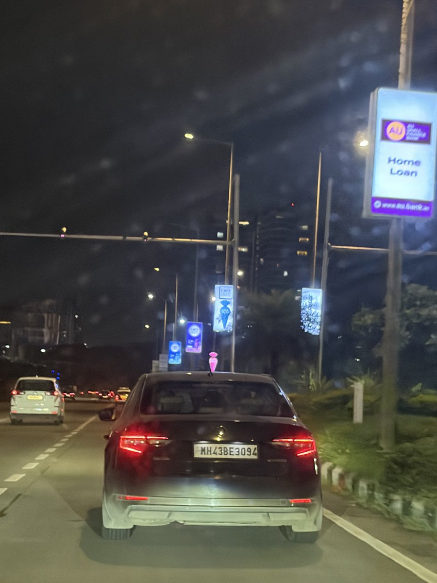 amit_ahuja03's tweet photo. Rash driving on coastal road 
Car filled with 8-9 people 
Major accident avoided 
@MTPHereToHelp https://t.co/40Xi1FdhsX