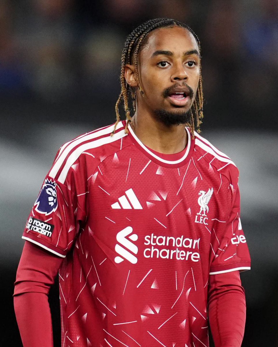 aiscoreofficial's tweet photo. 🚨 IT'S CRAZY! Bradley Barcola has only played 20 minutes with Liverpool but he is already the FASTEST PLAYER IN THE PREMIER LEAGUE this season! 🤯🇫🇷

He was controlled at 35.9 KM/H ⚡️ https://t.co/8K8d3hEIMx