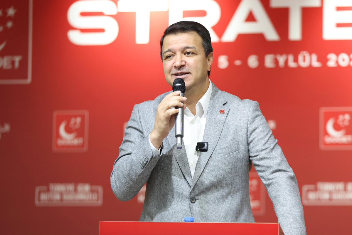 AhmtNctULK's tweet photo. Nevşehir Kozaklı’da gerçekleştirdiğimiz Strateji Kampımız, Genel Başkanımız @mahmutarikansp’ın konuşmalarıyla başladı.

Ülkemizin ve bölgemizin gündemini değerlendirerek önümüzdeki dönemin hedef ve önceliklerini istişare ediyoruz.

Ortak akılla, güçlü bir teşkilat anlayışıyla Türkiye’nin geleceği için çalışmaya devam ediyoruz. 🇹🇷

#saadetpartisi #Gaziantep #Türkiye #StratejiKampı